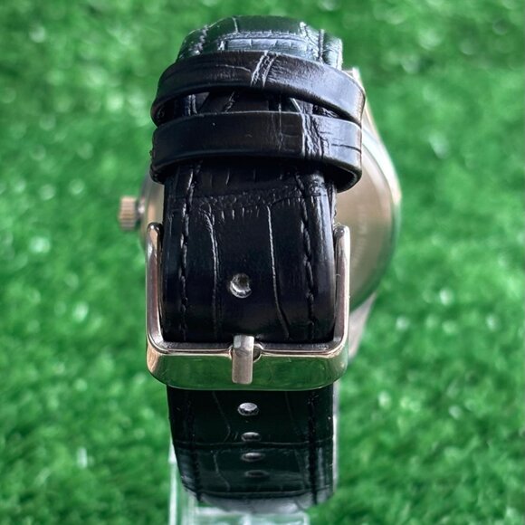 Vintage Roamer Green Dial - Classic Men's Wrist Watch - New Old Stock Collection - Picture 6 of 7